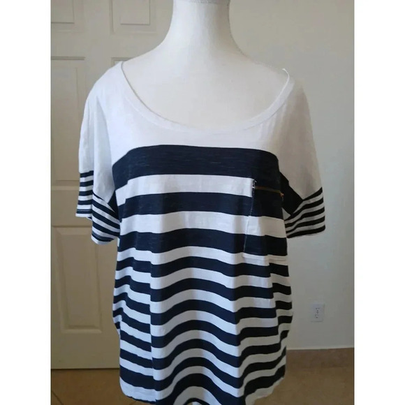 Level Eigth Womens Top Size Large Striped White Navy Scoop Neck Short Sleeve - Picture 1 of 14